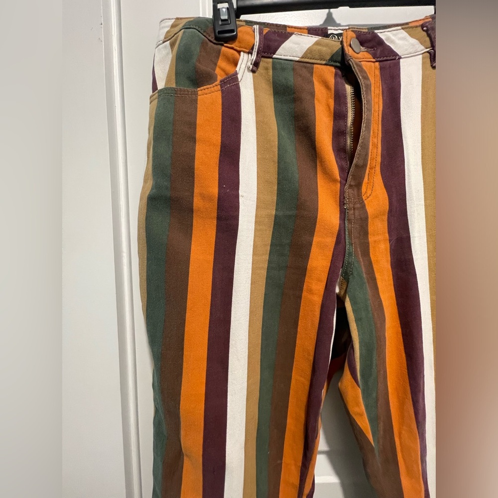 Versona Multicolor Stripe Flaired Bottom Jeans - Picture 2 of 13